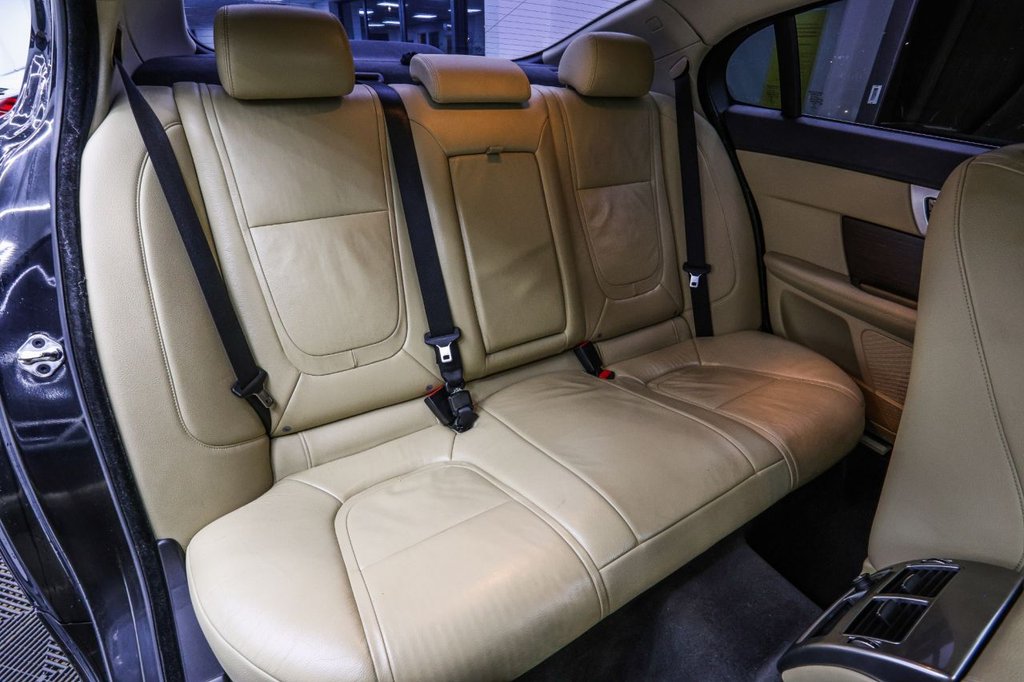 Used Jaguar XF 2014 for sale - 76590763: Photo 28