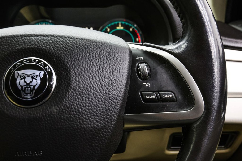 Used Jaguar XF 2014 for sale - 76590763: Photo 37