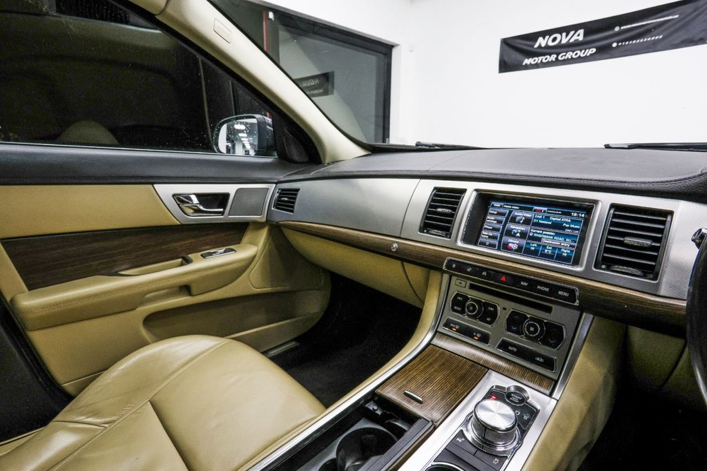 Used Jaguar XF 2014 for sale - 76590763: Photo 44