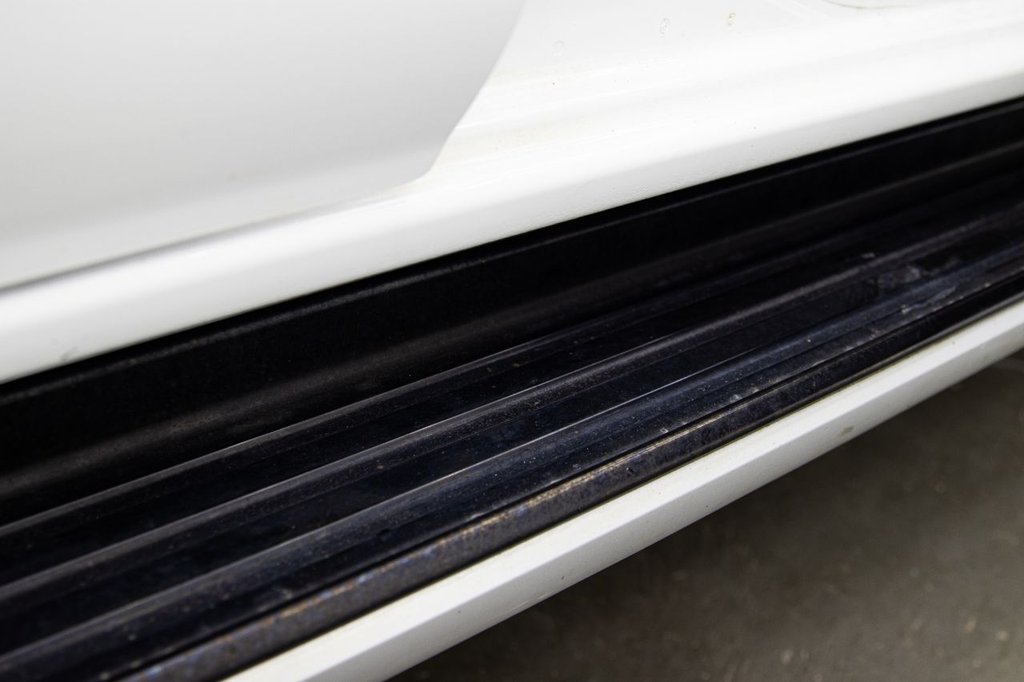 Used Nissan Navara 2018 for sale - 76569925: Photo 27