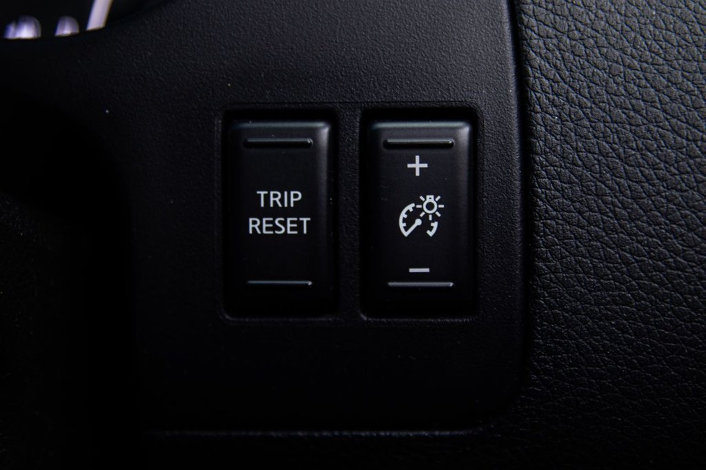 Used Nissan Navara 2018 for sale - 76569925: Photo 36