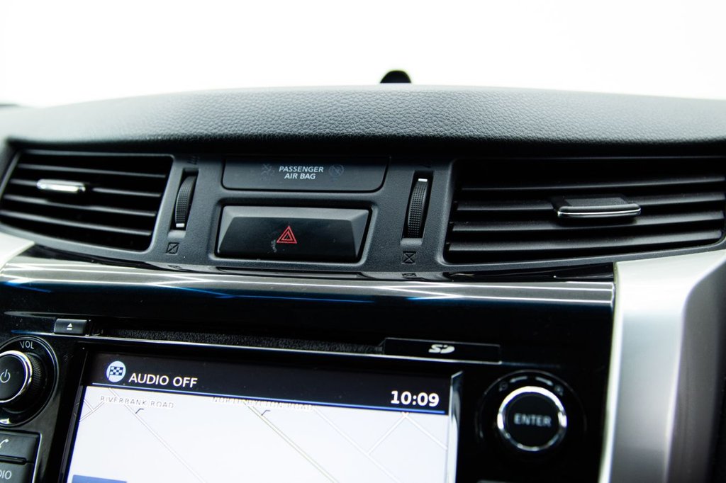 Used Nissan Navara 2018 for sale - 76569925: Photo 39