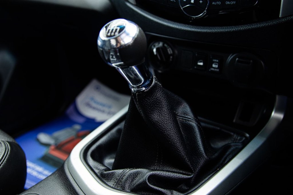 Used Nissan Navara 2018 for sale - 76569925: Photo 43