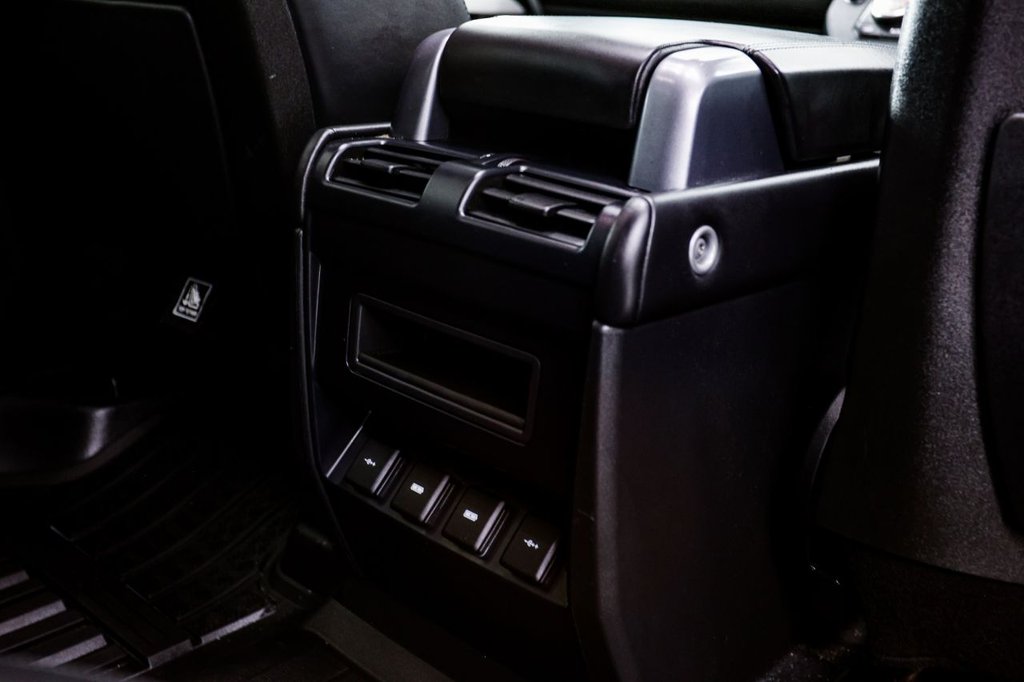 Used Land Rover Defender 2020 for sale - 77880325: Photo 31