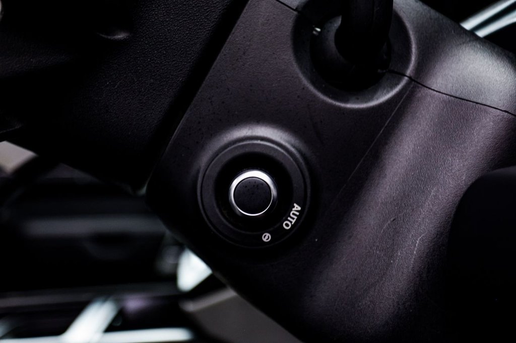 Used Land Rover Defender 2020 for sale - 77880325: Photo 45