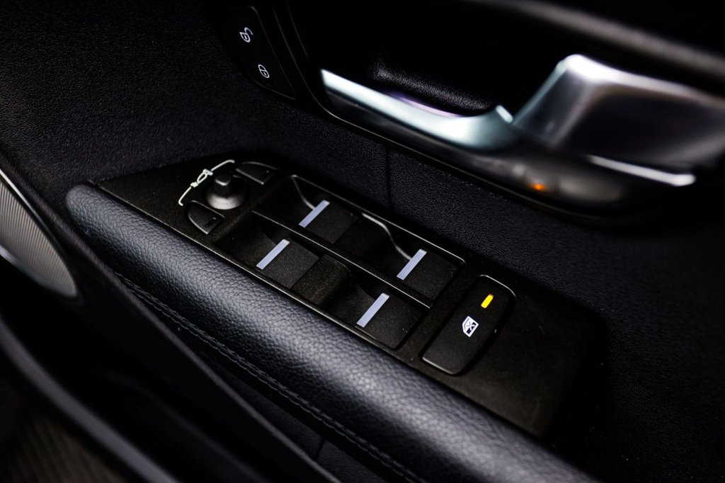 Used Land Rover Range Rover Evoque 2018 for sale - 76509704: Photo 33