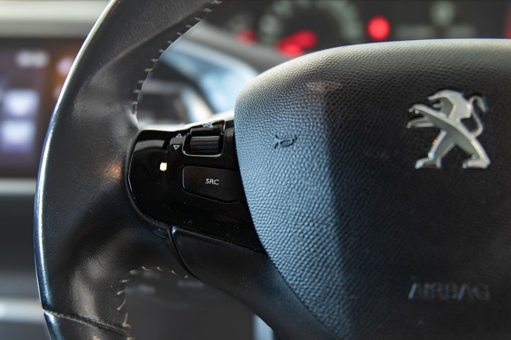 Used Peugeot 308 2017 for sale - 76900461: Photo 24