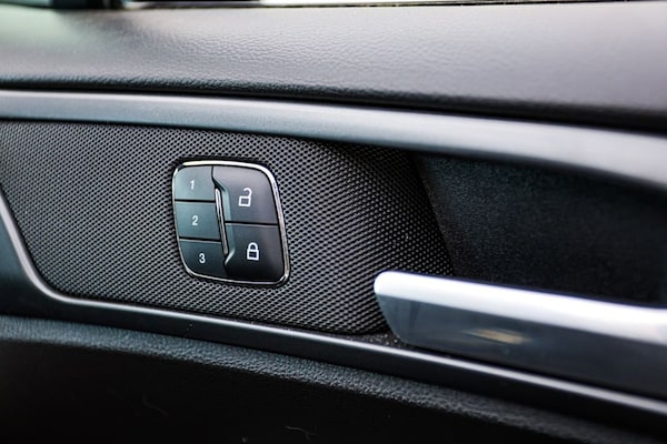 Used Ford Mondeo 2015 for sale - 76203215: Photo 29