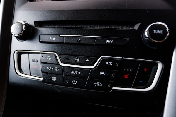 Used Ford Mondeo 2015 for sale - 76203215: Photo 41