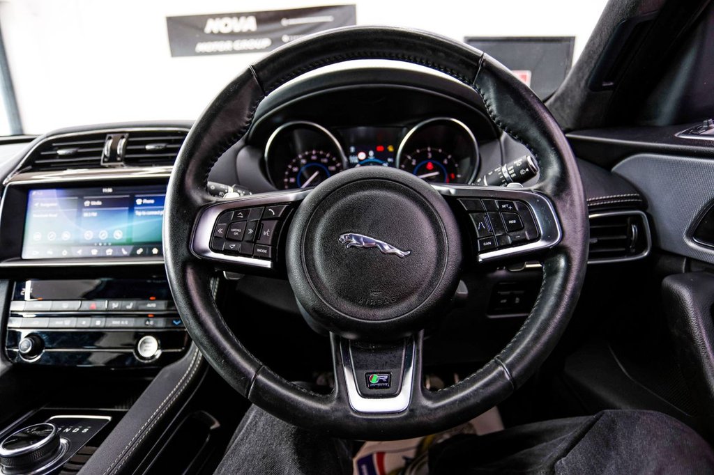 Used Jaguar F-Pace 2020 for sale - 77636697: Photo 34