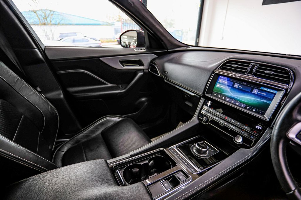 Used Jaguar F-Pace 2020 for sale - 77636697: Photo 50