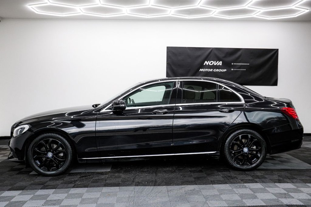 Used Mercedes-Benz C Class 2017 for sale - 76784053: Photo 6