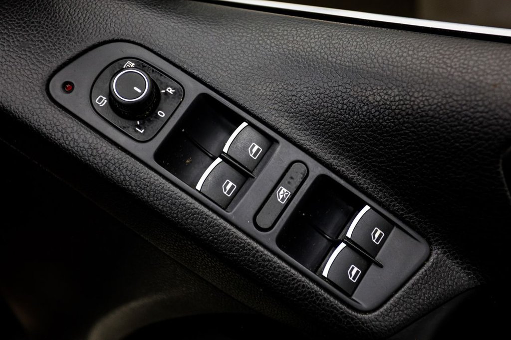 Used Volkswagen Tiguan 2015 for sale - 77571934: Photo 30