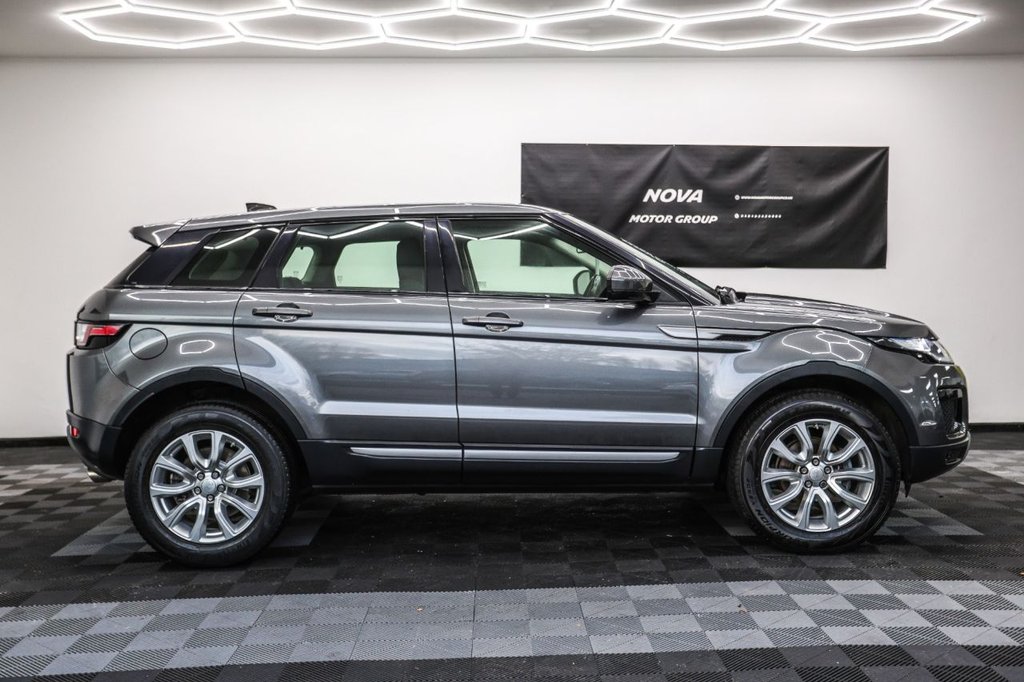 Used Land Rover Range Rover Evoque 2018 for sale - 76665477: Photo 5