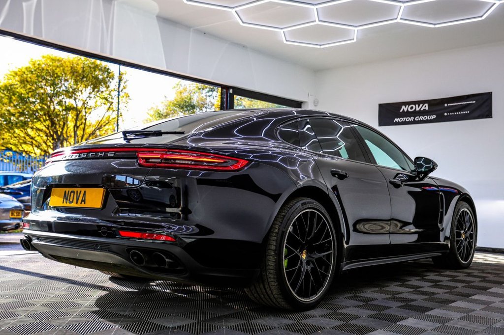 Used Porsche Panamera 2017 for sale - 77697931: Photo 10