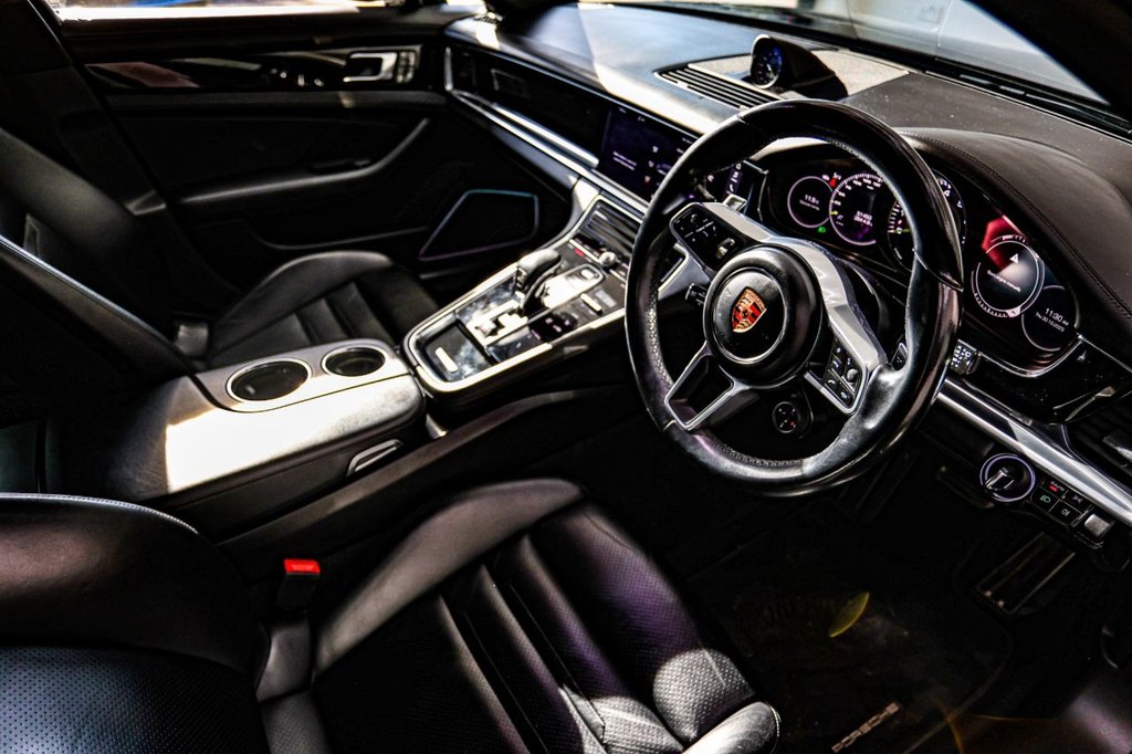 Used Porsche Panamera 2017 for sale - 77697931: Photo 24
