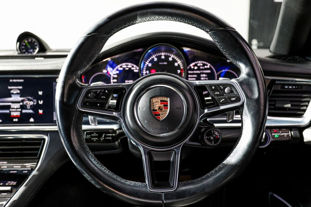 Used Porsche Panamera 2017 for sale - 77697931: Photo 38