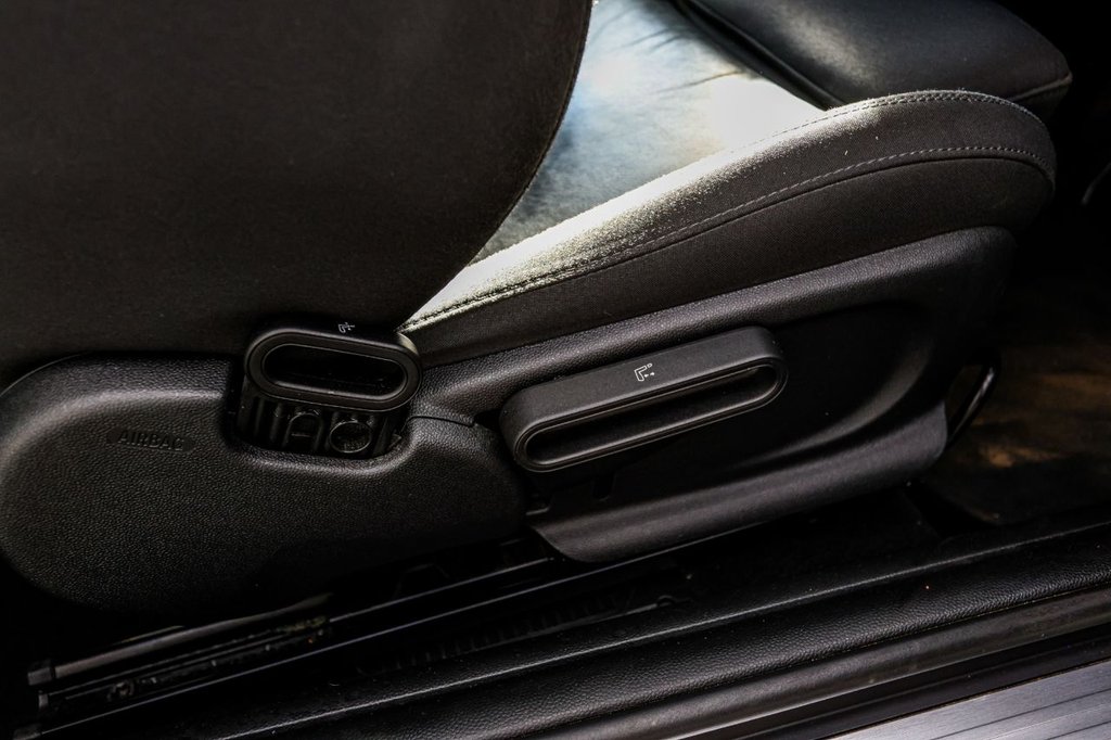 Used MINI Convertible 2017 for sale - 77952554: Photo 26