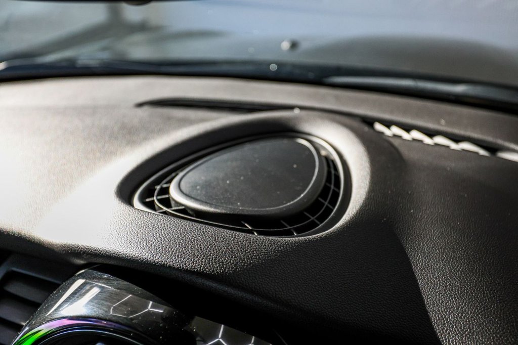 Used MINI Convertible 2017 for sale - 77952554: Photo 47