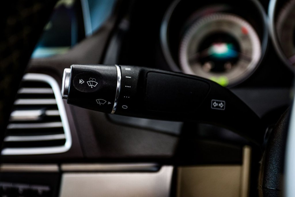 Used Mercedes-Benz E Class 2013 for sale - 78096572: Photo 36