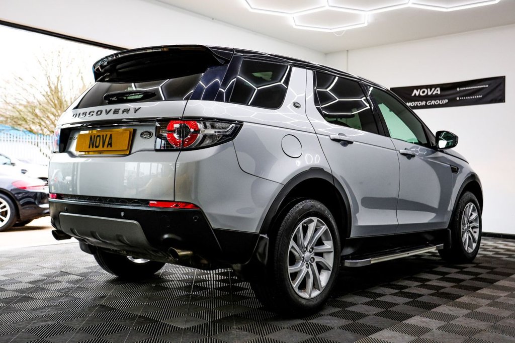 Used Land Rover Discovery Sport 2018 for sale - 77952806: Photo 10