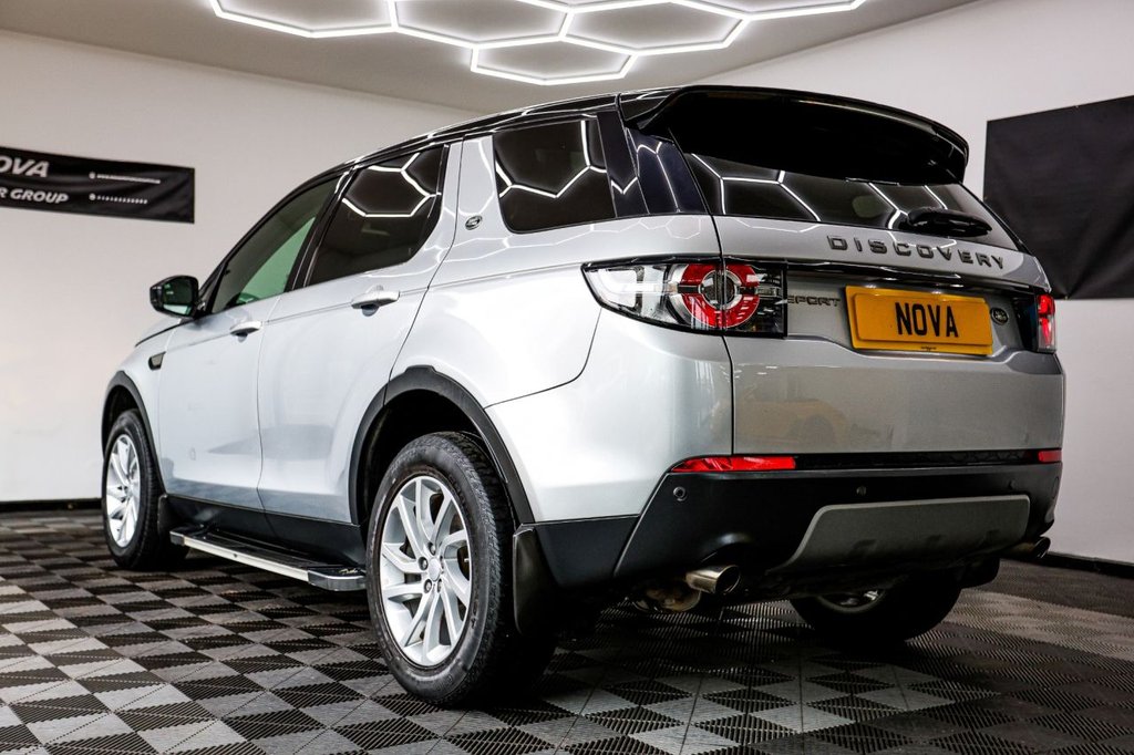 Used Land Rover Discovery Sport 2018 for sale - 77952806: Photo 12