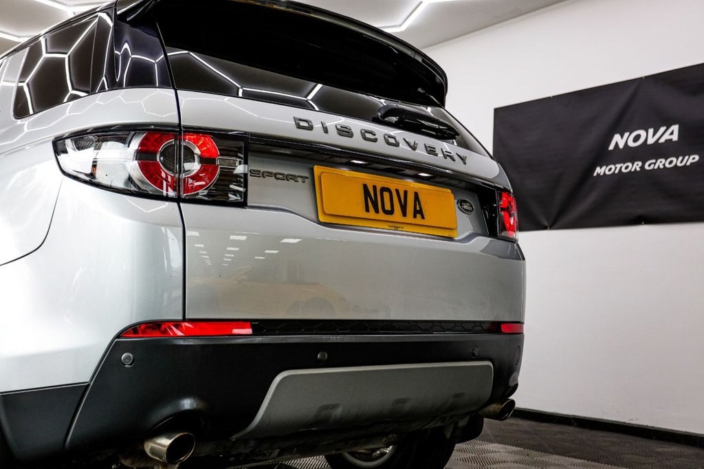 Used Land Rover Discovery Sport 2018 for sale - 77952806: Photo 14