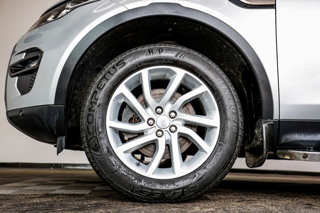 Used Land Rover Discovery Sport 2018 for sale - 77952806: Photo 16