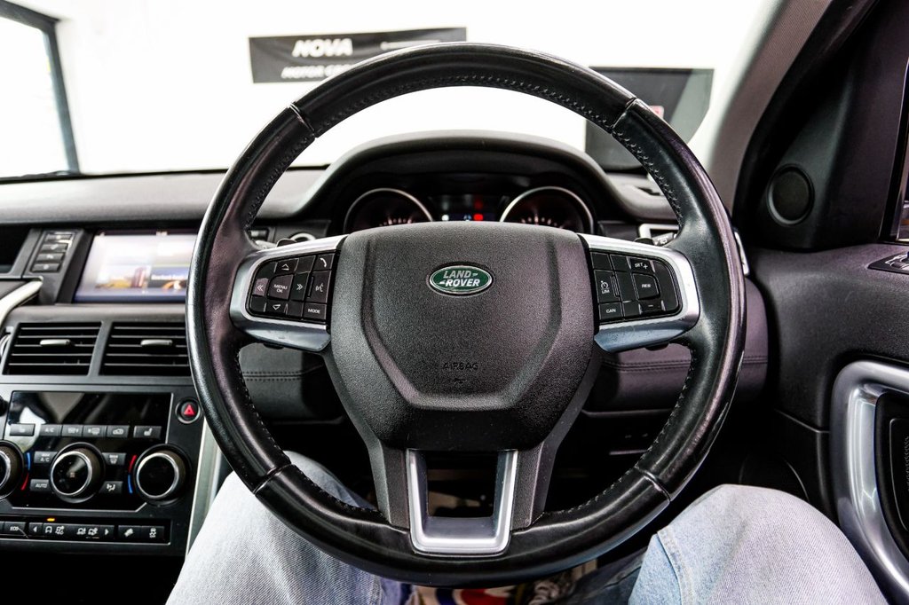 Used Land Rover Discovery Sport 2018 for sale - 77952806: Photo 32