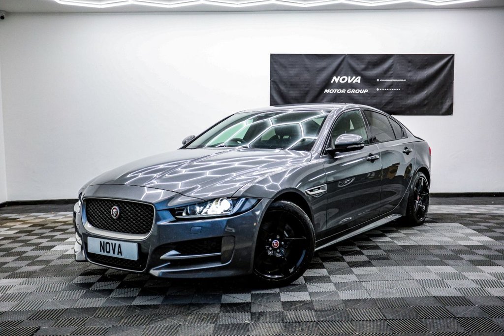 Used Jaguar XE 2017 for sale - 77037875: Photo 2