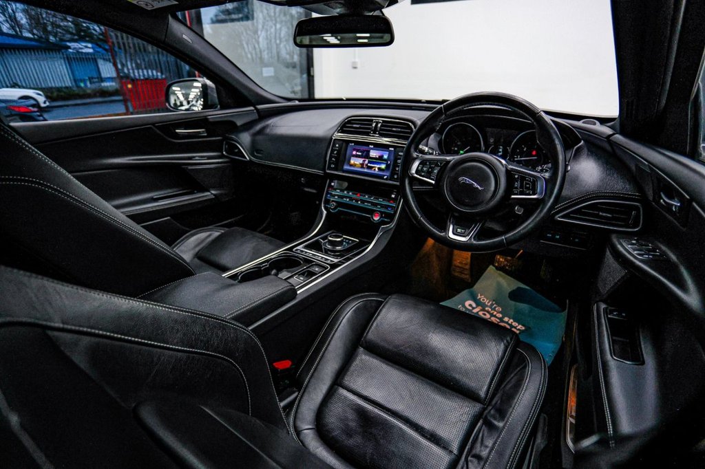 Used Jaguar XE 2017 for sale - 77037875: Photo 24