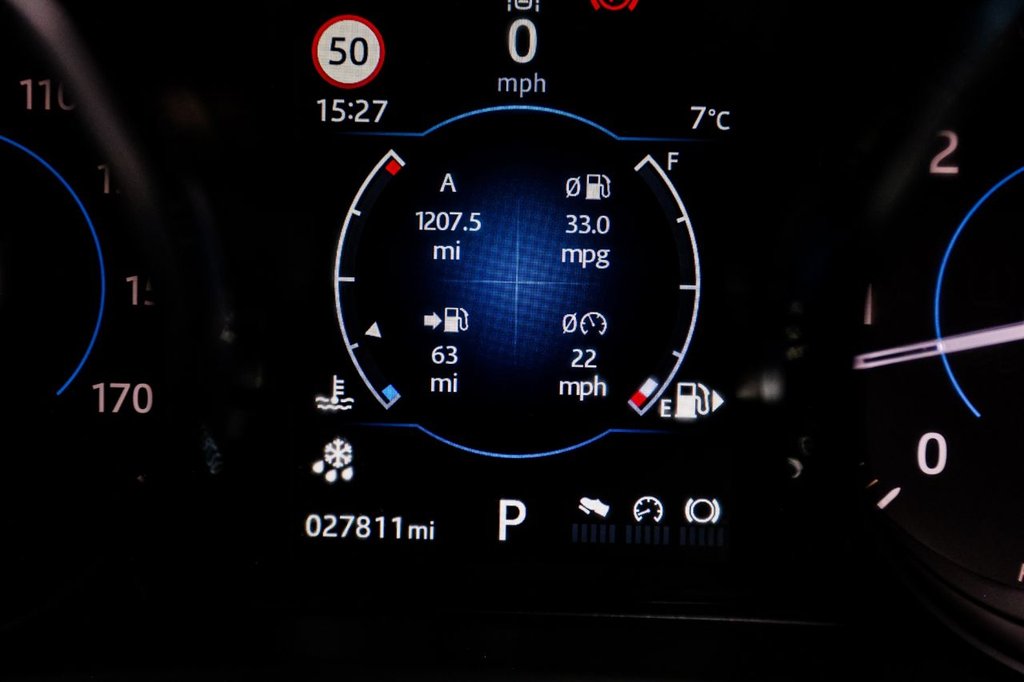 Used Jaguar XE 2017 for sale - 77037875: Photo 40