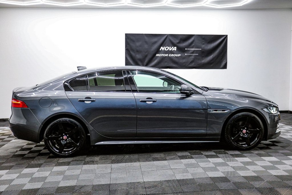 Used Jaguar XE 2017 for sale - 77037875: Photo 5