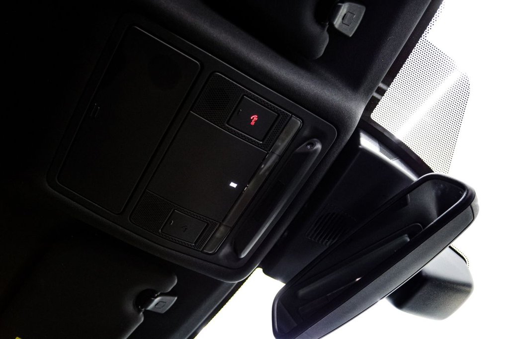 Used Jaguar XE 2017 for sale - 77037875: Photo 50