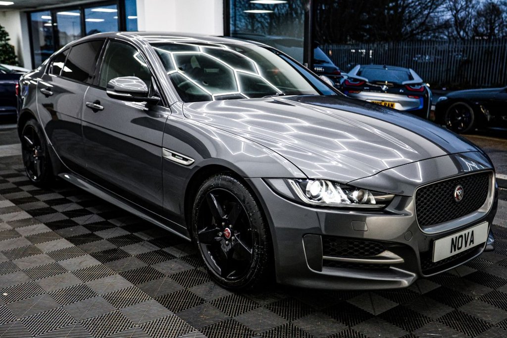 Used Jaguar XE 2017 for sale - 77037875: Photo 9