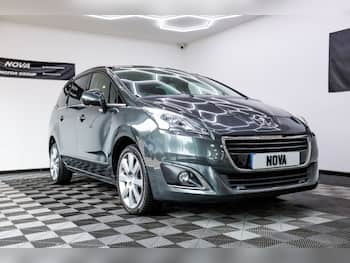 Used Peugeot 5008 2015 for sale - 79708999: Photo