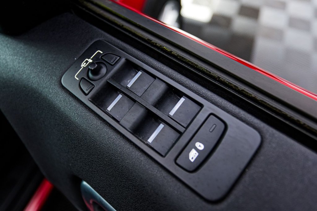 Used Land Rover Discovery Sport 2016 for sale - 76178458: Photo 29