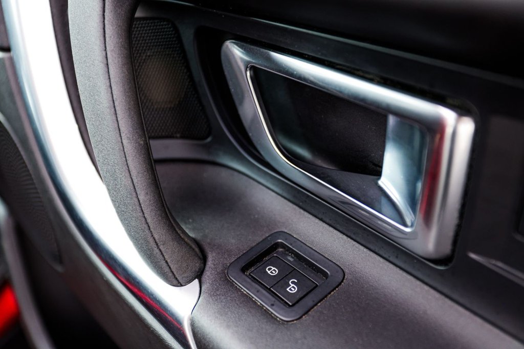 Used Land Rover Discovery Sport 2016 for sale - 76178458: Photo 30