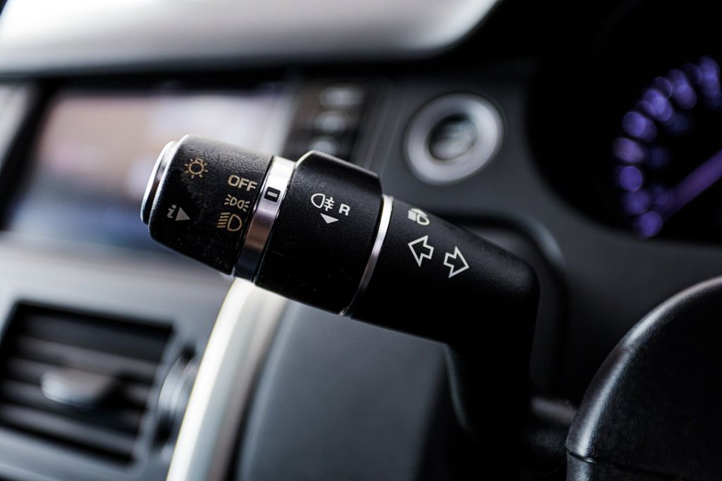 Used Land Rover Discovery Sport 2016 for sale - 76178458: Photo 37