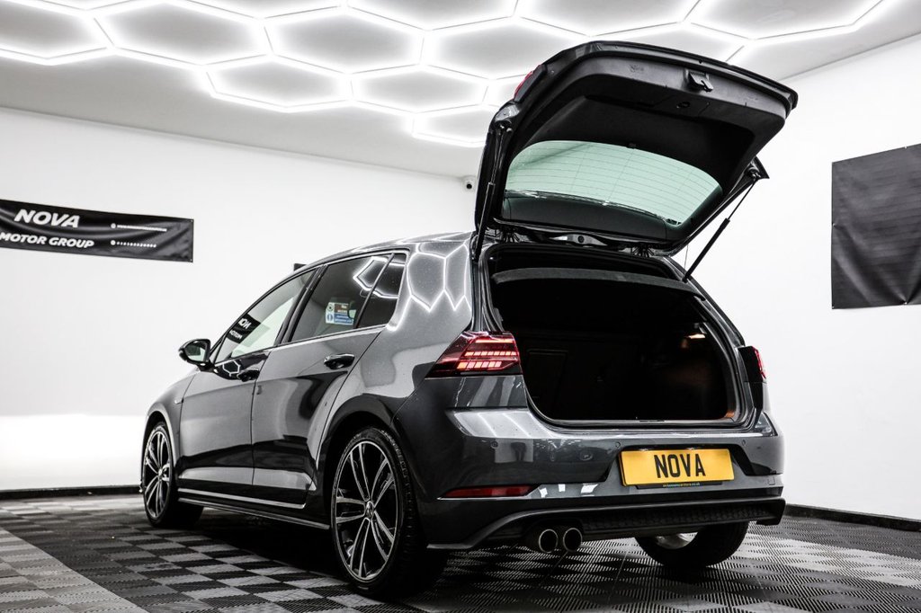 Used Volkswagen Golf 2019 for sale - 76883507: Photo 12