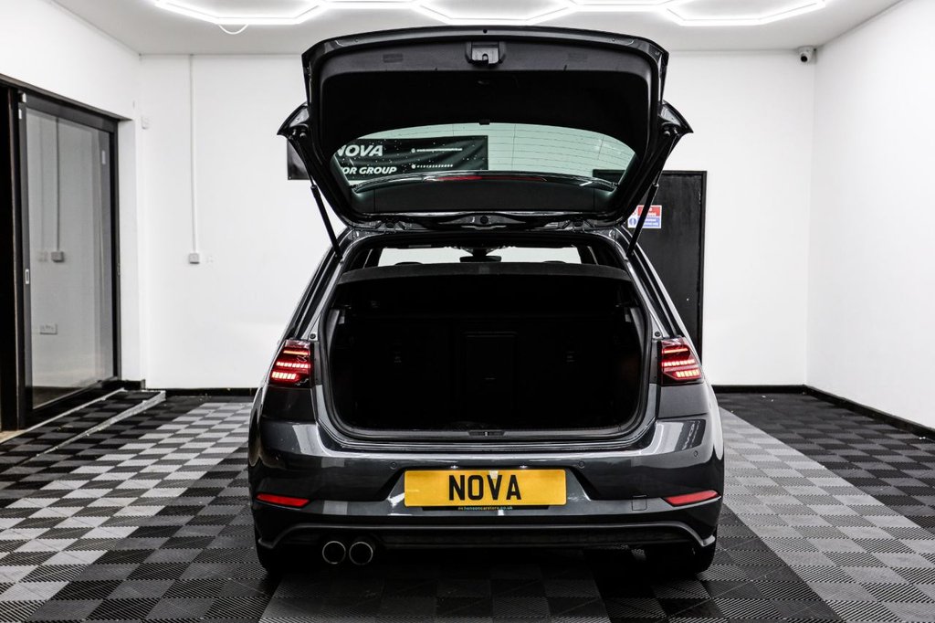 Used Volkswagen Golf 2019 for sale - 76883507: Photo 13