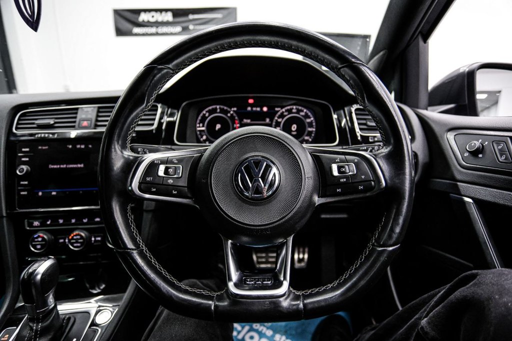 Used Volkswagen Golf 2019 for sale - 76883507: Photo 34