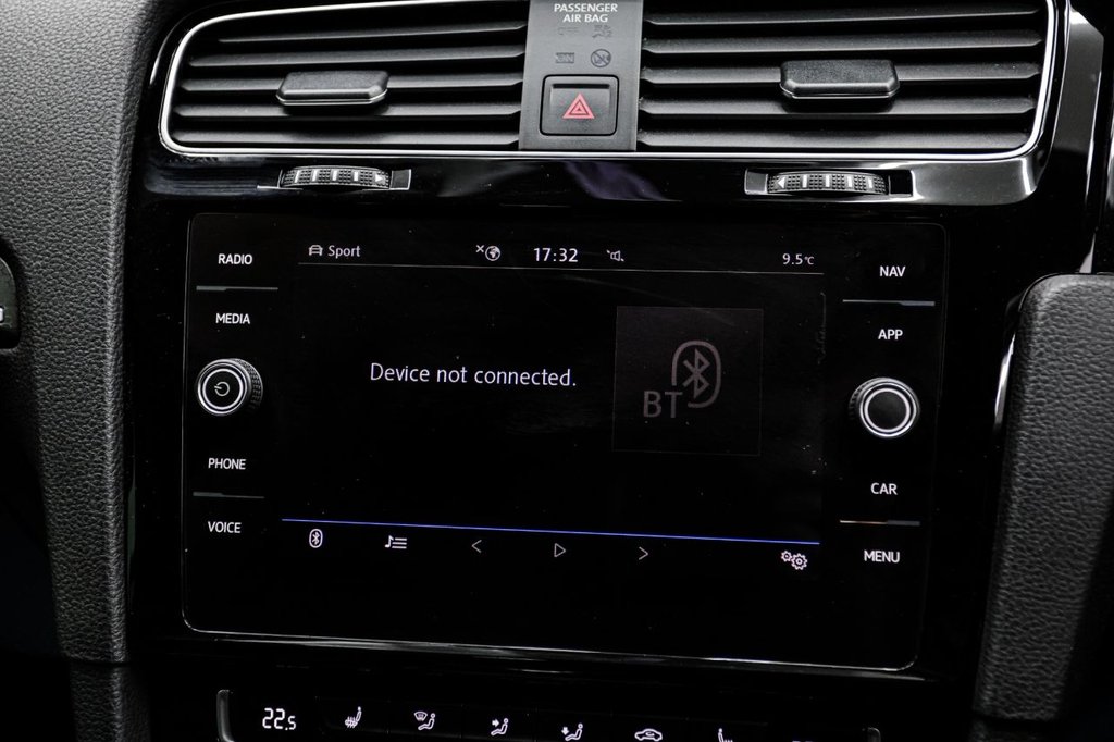 Used Volkswagen Golf 2019 for sale - 76883507: Photo 41