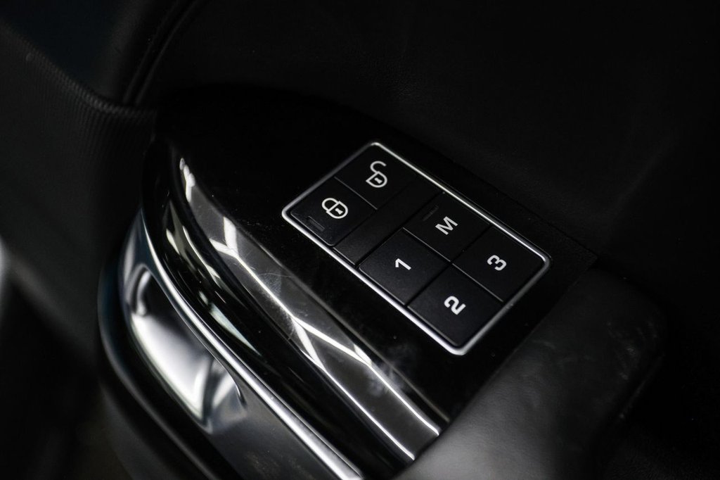 Used Land Rover Range Rover 2017 for sale - 76848287: Photo 33