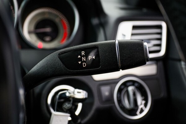 Used Mercedes-Benz E Class 2014 for sale - 76317160: Photo 44
