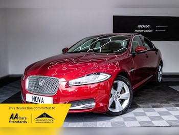 2013 (63) - 2.2d Premium Luxury Saloon 4dr Diesel Auto Euro 5 (s/s) (200 ps)