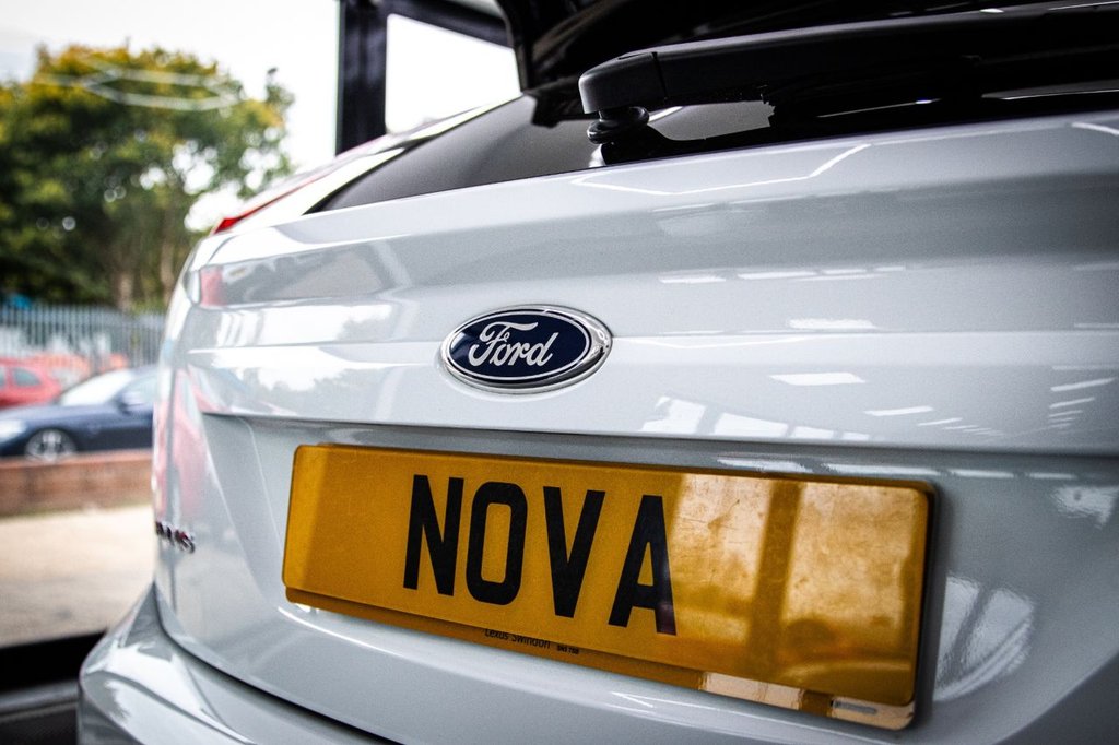 Used Ford Focus 2011 for sale - 76119238: Photo 14