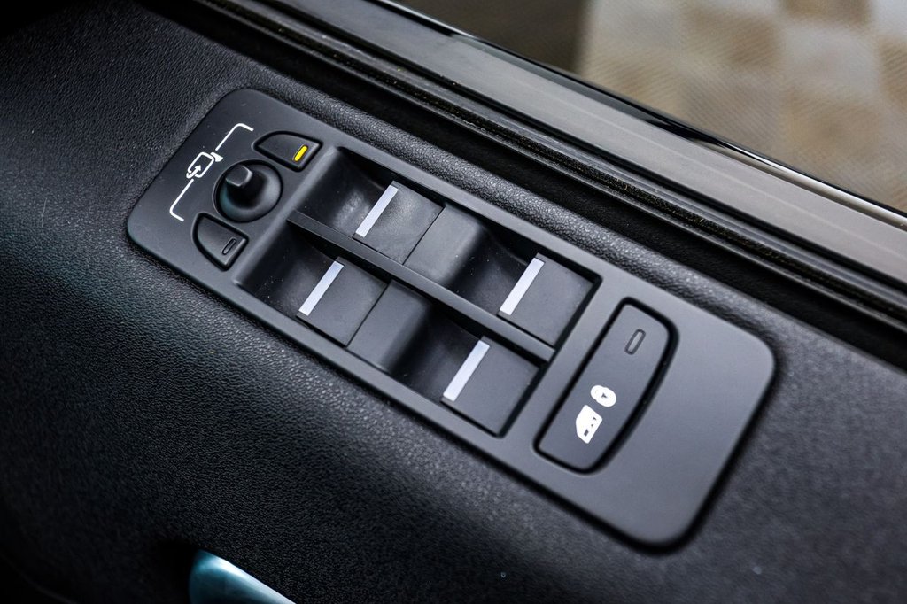 Used Land Rover Discovery Sport 2019 for sale - 78061919: Photo 31