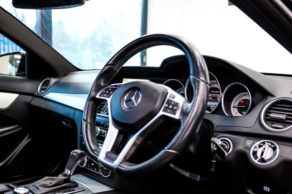 Used Mercedes-Benz C Class 2015 for sale - 77394544: Photo 33