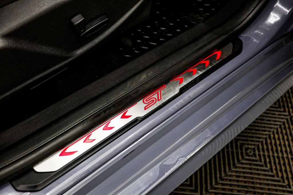 Used Ford Focus 2016 for sale - 78056240: Photo 29